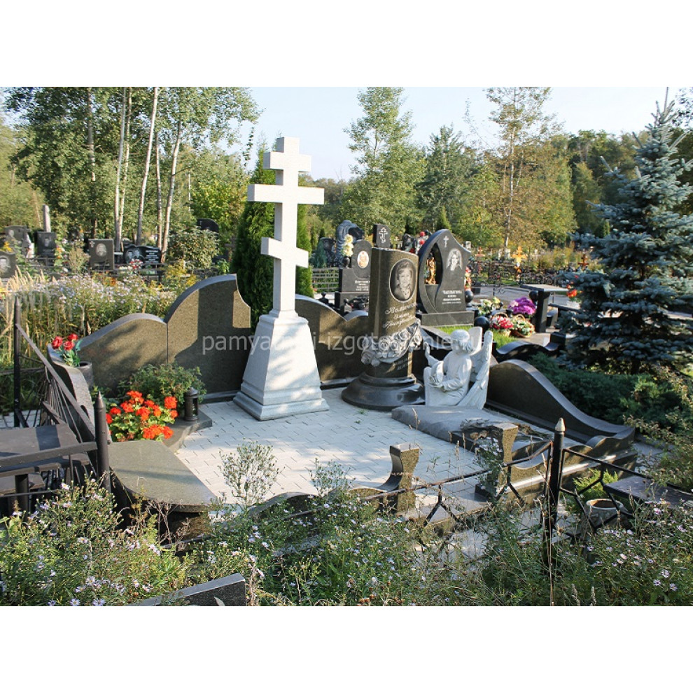 Мемориальный комплекс П-067